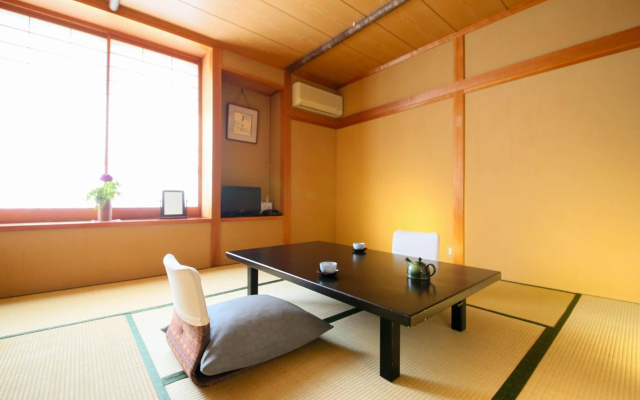 Fukashiso – Guest Rooms – Matsumoto