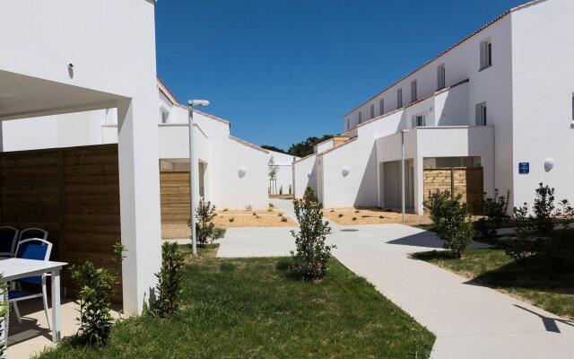 Beautiful house with dishwasher, on a special peninsula