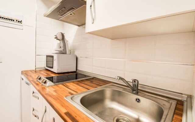 Radiant Holiday Home in Seville near River