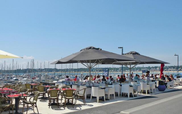 Semi-detached House, St. Cast-le-guildo