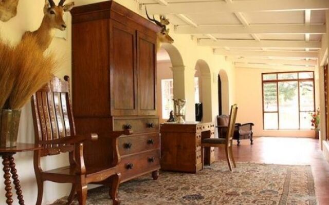 Thorn Tree Lodge