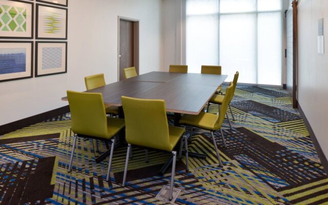 Holiday Inn Express & Suites Ottumwa by IHG