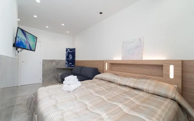 GREROS TOLEDO H. by Clapa Group dislocated hospitality