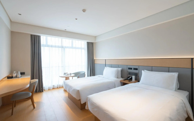 Mercure Guangzhou Tianhe Sports Center