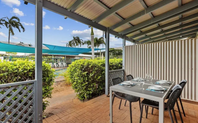 Cable Beach Apartments