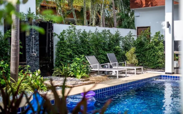 Home2Home Pool Villa
