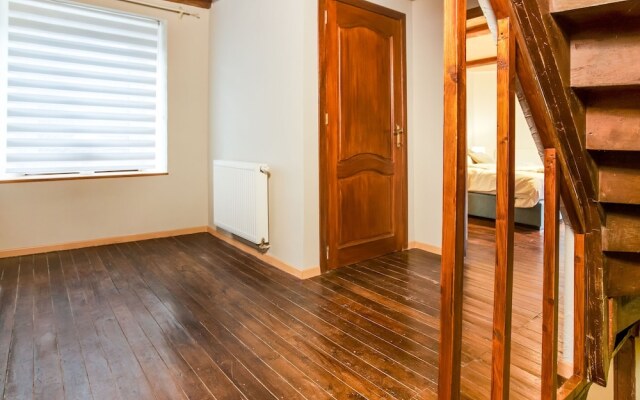 Cosy Holiday Home in Vresse-sur-Semois with Terrace