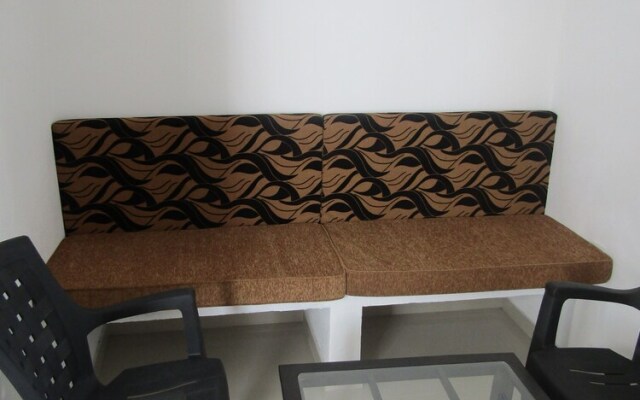 Queens Park Apartment