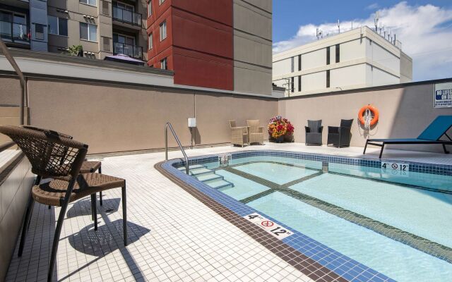 Doubletree by Hilton Hotel Kamloops