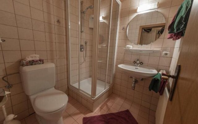 Gasthof Pension Rega