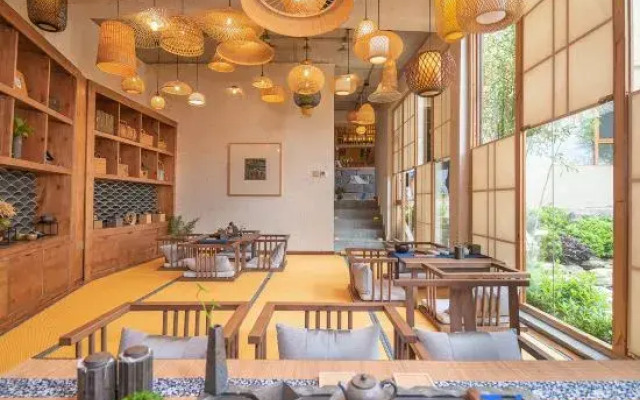 Tengchong Heshun Yuanye Inn