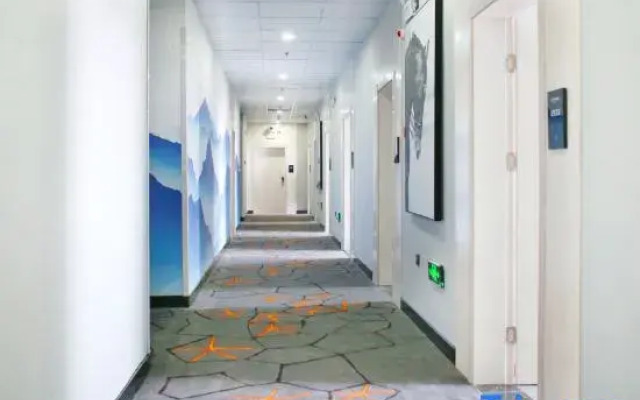 Junyi Hotel (Tianjin Binhai International Airport  Huaming Branch)