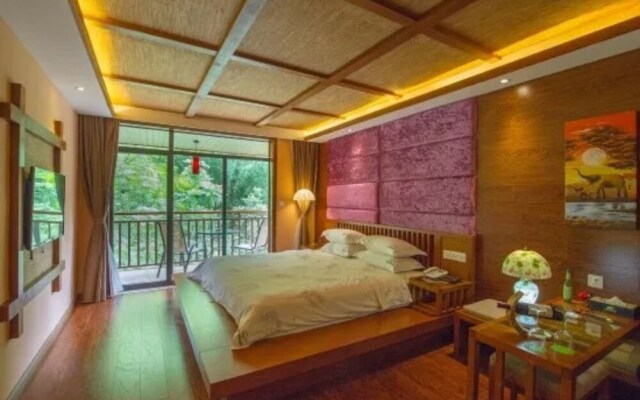 Bluesky Hotel & Resort