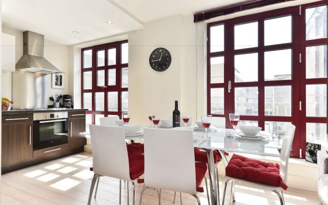 Allen Gardens Apartments