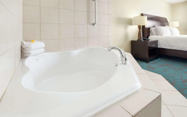 Hilton Garden Inn Fargo