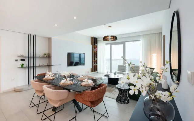 Stylish JBR 3BR M w Beach Access