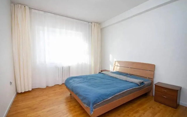 1 bedroom apartment north of Tengis Cinema