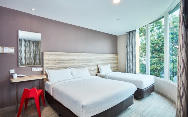 Ibis Budget Singapore Crystal