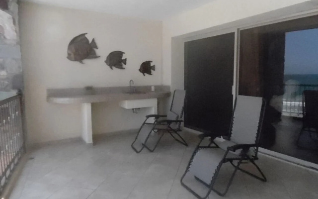 Sonoran Sky 3BR Upper SKY 409-v by Casago