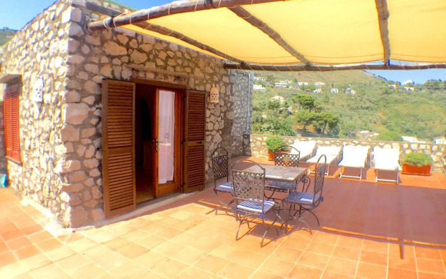 Marina Del Cantone Chalet