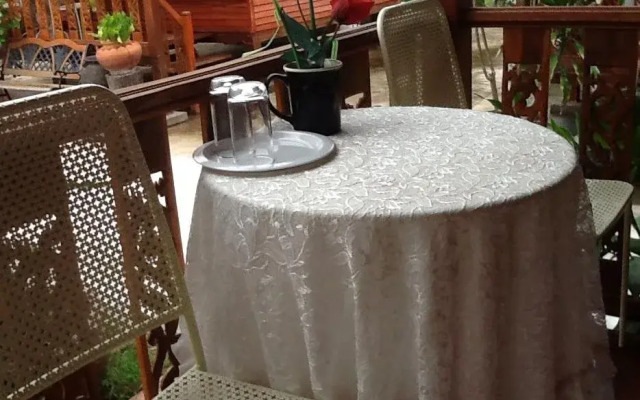 Ruean Kaew Mongkorn Resort