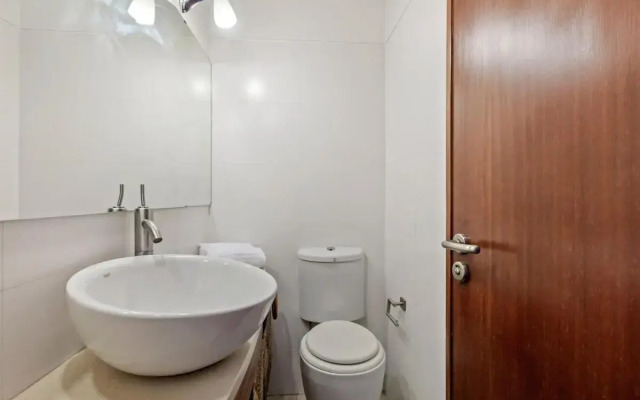 Spacious 3 Bedroom Apartment in Lisbon, Lisbon