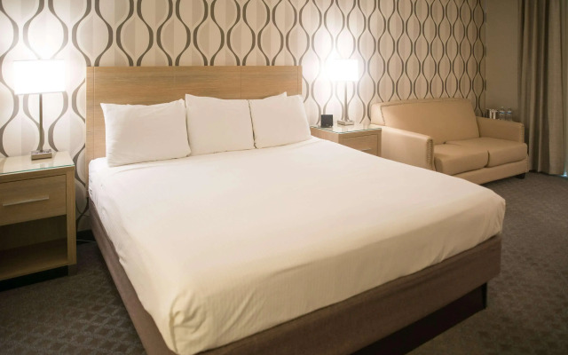 Radisson Hotel Duluth - Harborview