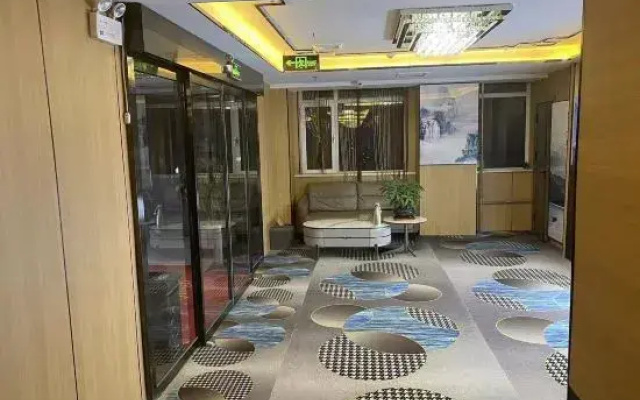 Lan ou Shangpin Hotel (Lanzhou Zhongchuan Airport Rainbow City)