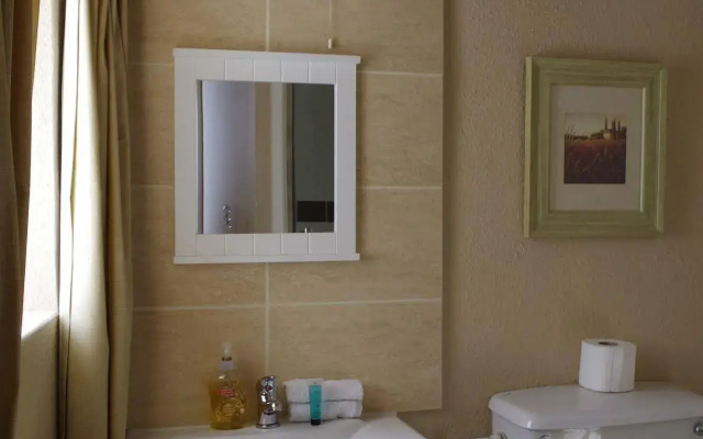 Sarnia Guest House
