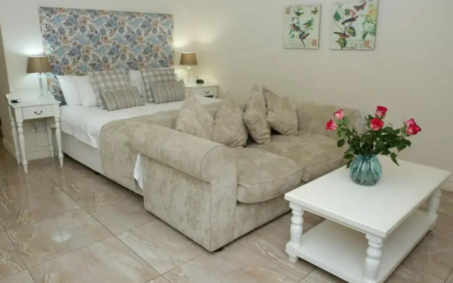 305 Guest House