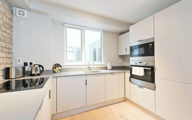 Temple Bar Crowne Square Apartments
