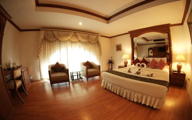 Chiangmai Ratanakosin Hotel