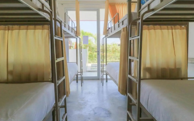 Margarita Surf Hostel Canggu