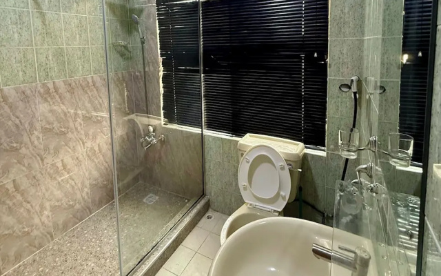 Open plan studio apartment unit