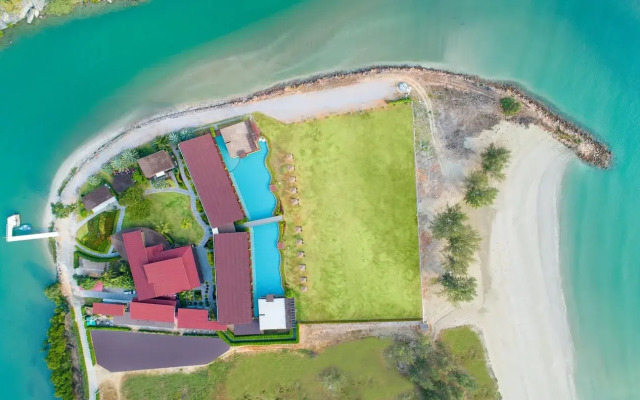 La Isla Pranburi Beach Resort