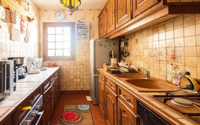 Charming Holiday House Near The Beach