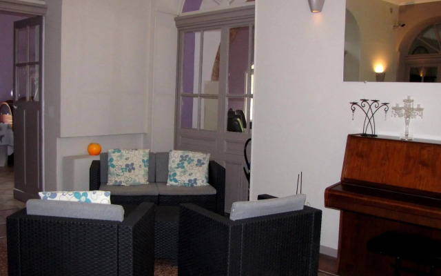 Logis Hôtel Le Domaine de la Régalière
