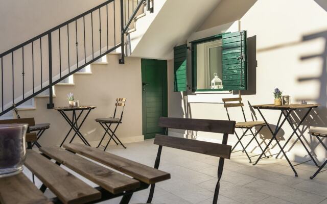 Apartments Zlatin Dvor