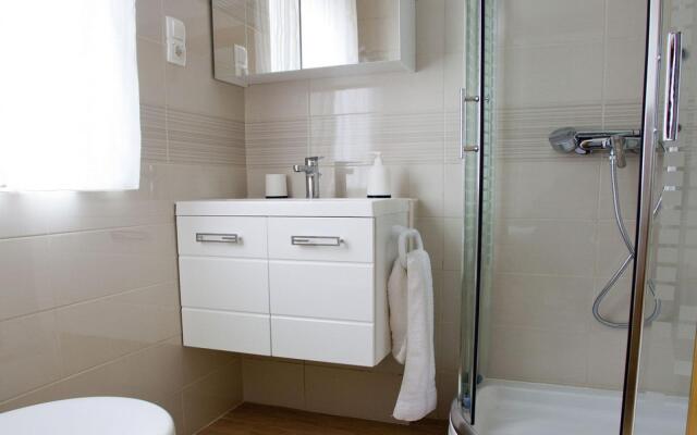 Luka - A2(4) in Vrbnik