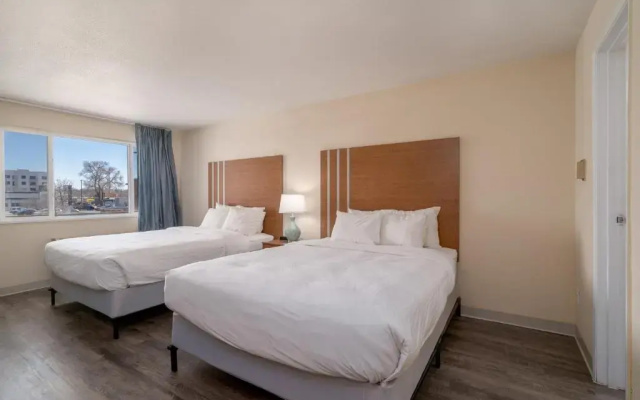 Nevada Flats Hotel