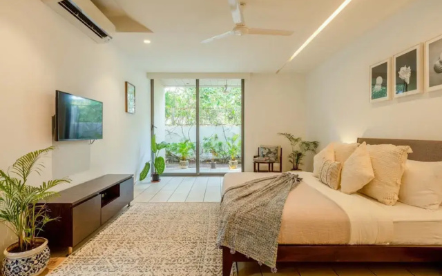 Aster by Hireavilla - 3BR w Private Pool in Parra