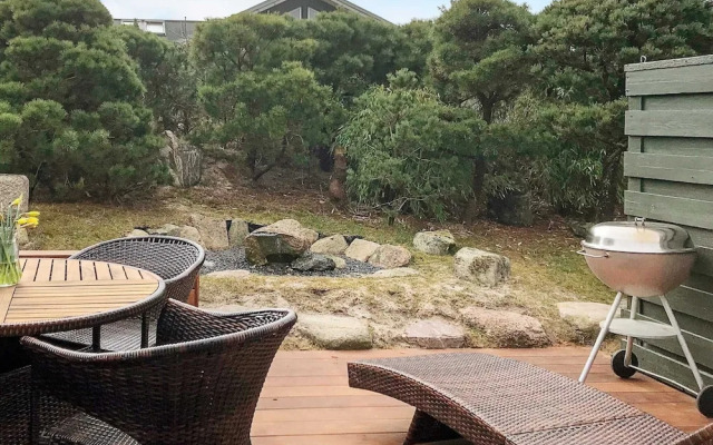 Cozy Apartment in Vejers Strand near Sea