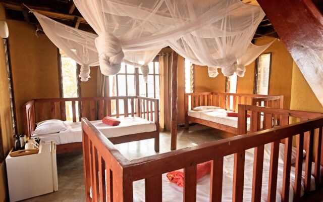 Safari Beach Lodge