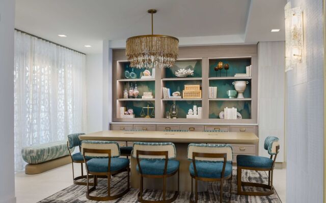 Beal House Fort Walton Beach, Tapestry Collection by Hilton