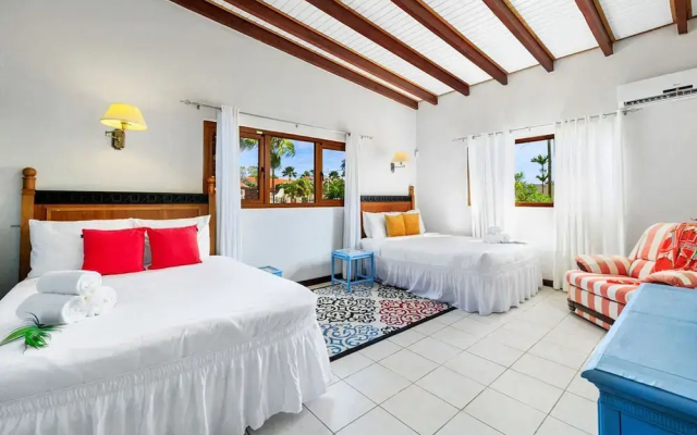 Spacious 4BR Villa Private Pool Cozy Location