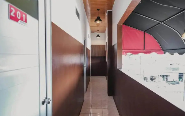 RedDoorz @ Jalan Pangeran Antasari Lampung 2