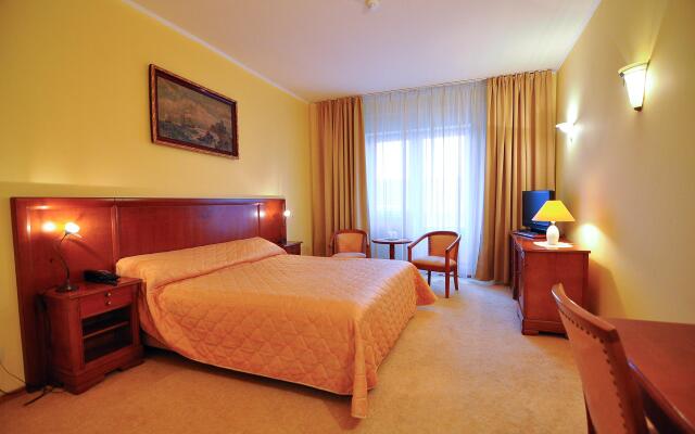 Hotel Maxim