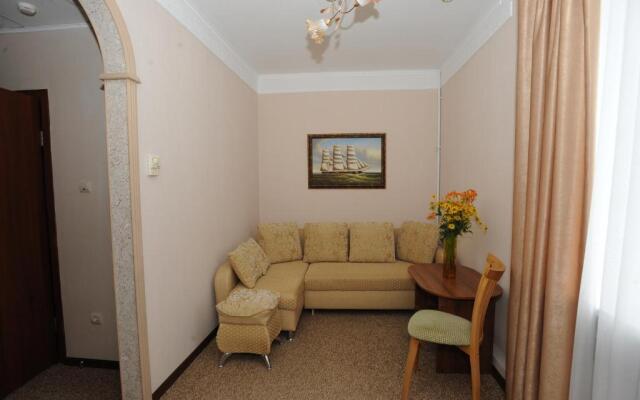 Старый двор