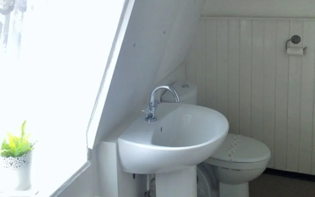 The Avenue Restaurant at The Victoria Inn