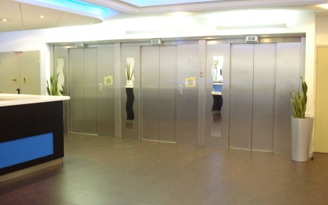 Отель ibis budget Paris Porte de Montmartre